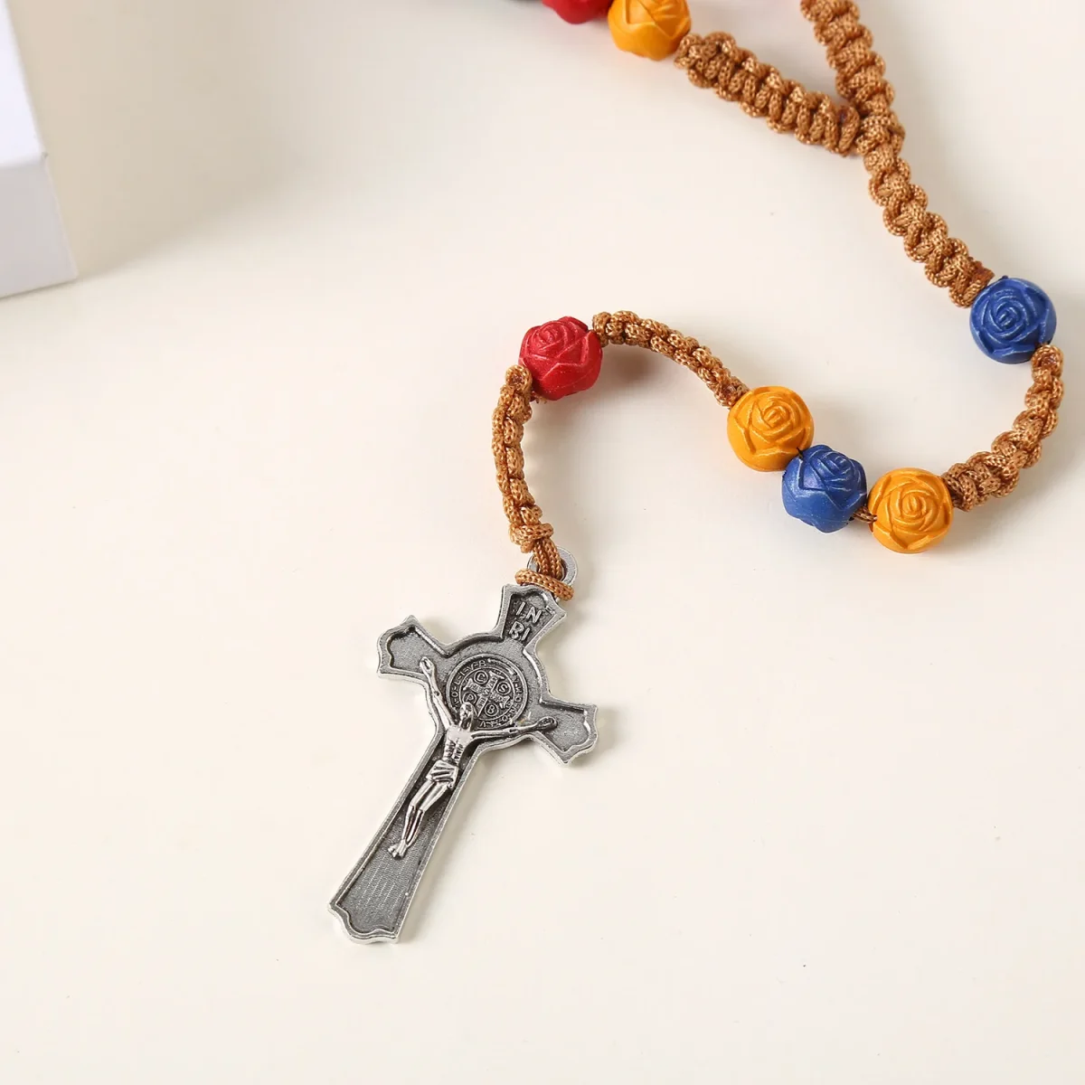 High Quality Catholic Rosary Chain Prayer Beads Colorful with Flower 10mm Plastic Beads Alloy Cross Jesus Charm Centerpiece - Image 3
