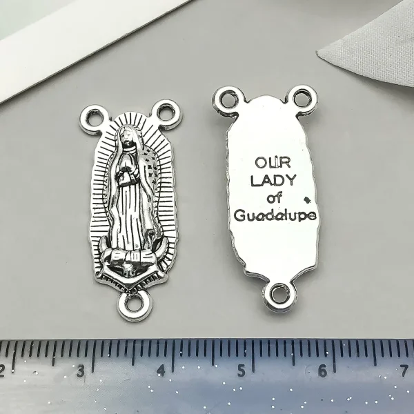 European and American retro Catholic oval three-hole alloy cross pendant pendant DIY jewelry accessories