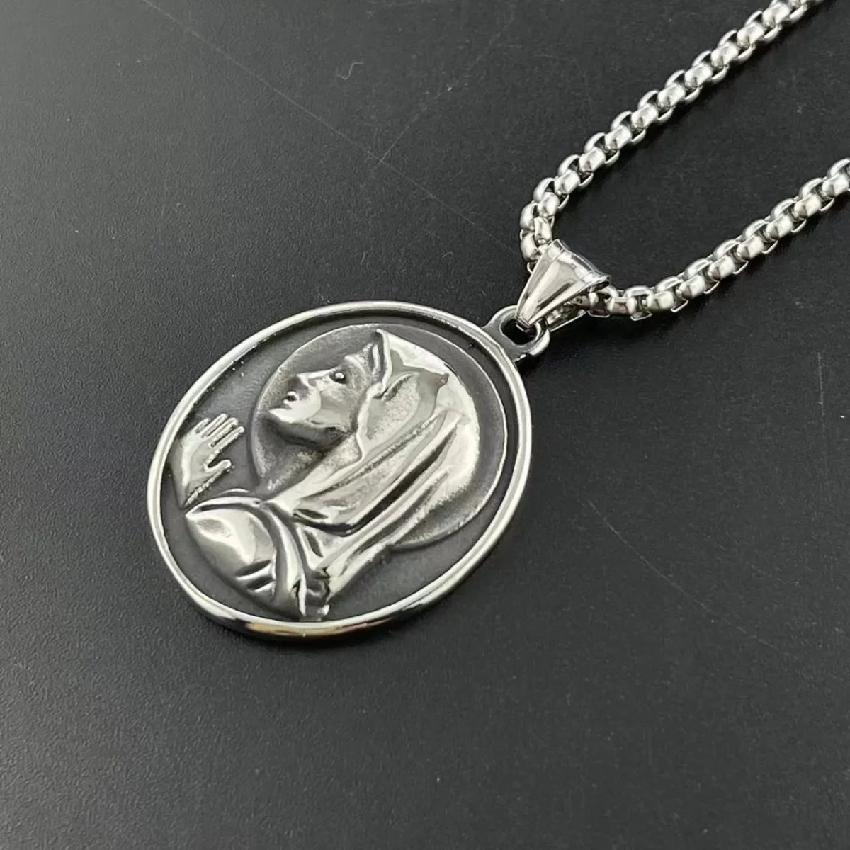 Catholic Stainless Steel Our Lady Medal Christian Embossed Oval Medal Raised Edge Rays of Light Virgin Mary Pendant - Image 2