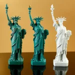 Wholesale Plastic Statue Liberty Figurine Home Office Decoration Shelf Decor Craft Gift