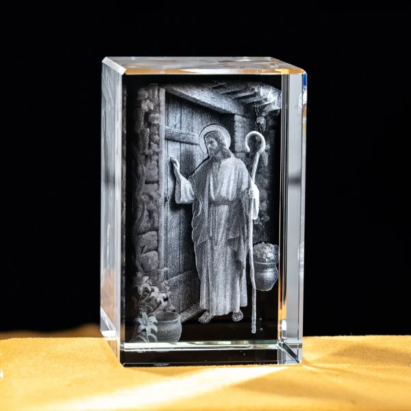 Catholic theme Jesus religious figure high transparent K9 crystal engraved cube ornament creative gift