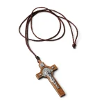 Mecrt Catholic Wooden Crucifix Pendant Religious Jesus cross Jewelry Devotion Souvenir Pocket Charm gifts Wholesale - Image 2