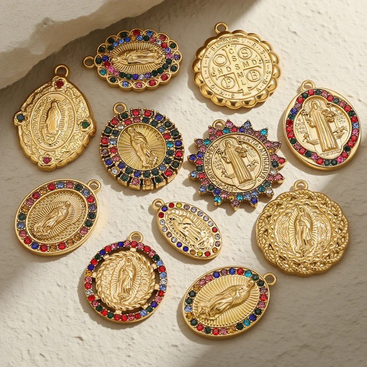 Wholesale Stainless Steel Gold Plated Colorful Rhinestone Oval Pendant Charm Set Vintage DIY Jewelry Accessories - Image 4