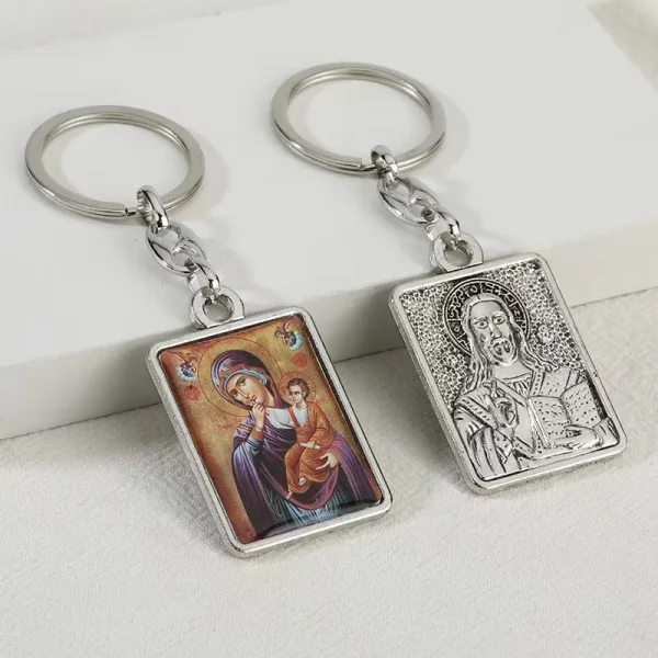 Retro Electroplating Keychain Accessories Metal Embossed Epoxy Creative Russia Design Religious Pendant Accessories Whol