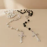 Our Lady Medal Imitation Pearl Glass Beaded Catholic Rosary Necklace Communion Rosary Prayer Beads Wholesale