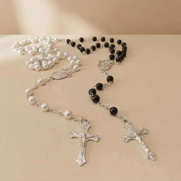 Our Lady Medal Imitation Pearl Glass Beaded Catholic Rosary Necklace Communion Rosary Prayer Beads Wholesale