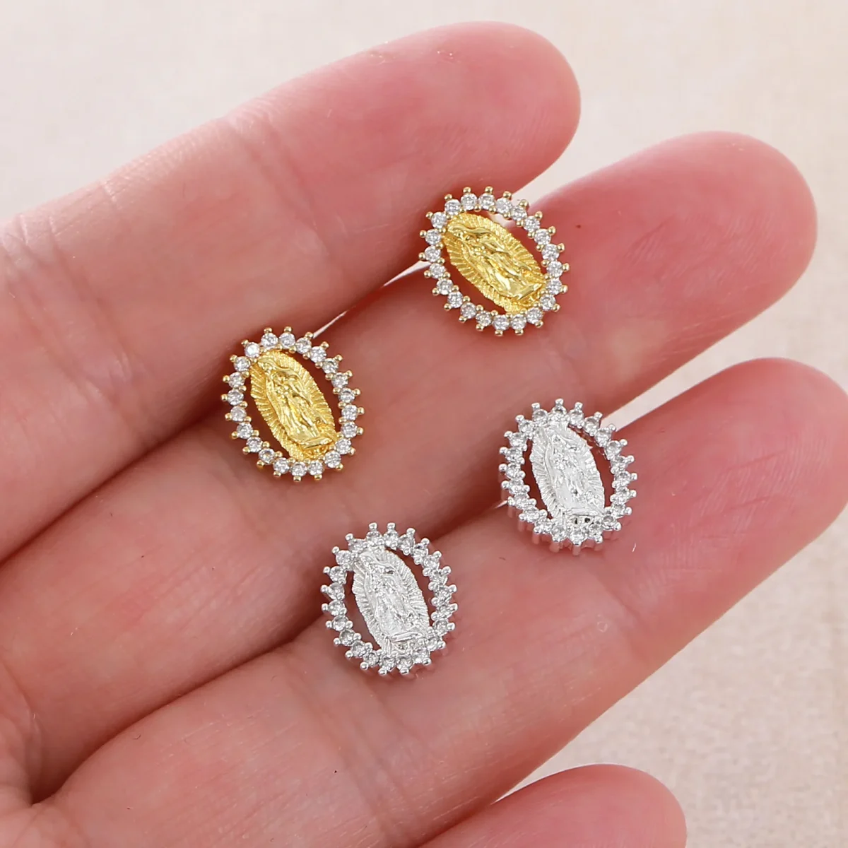 Wholesale Copper Gold Plated Oval Character Avatar Zircon Stud Earrings Retro Geometric Jewelry - Image 4