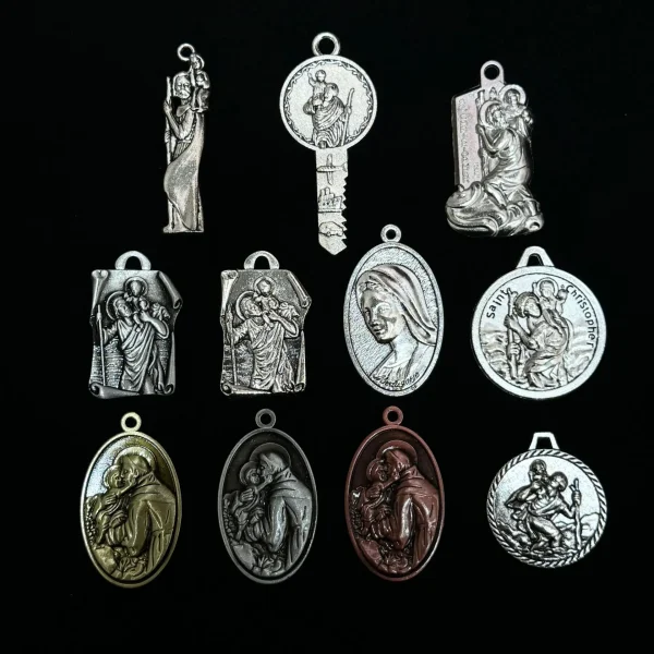 Wholesale Vintage Zinc Alloy Key Pendant Necklace Charm DIY Jewelry Accessories Antique Silver Bronze