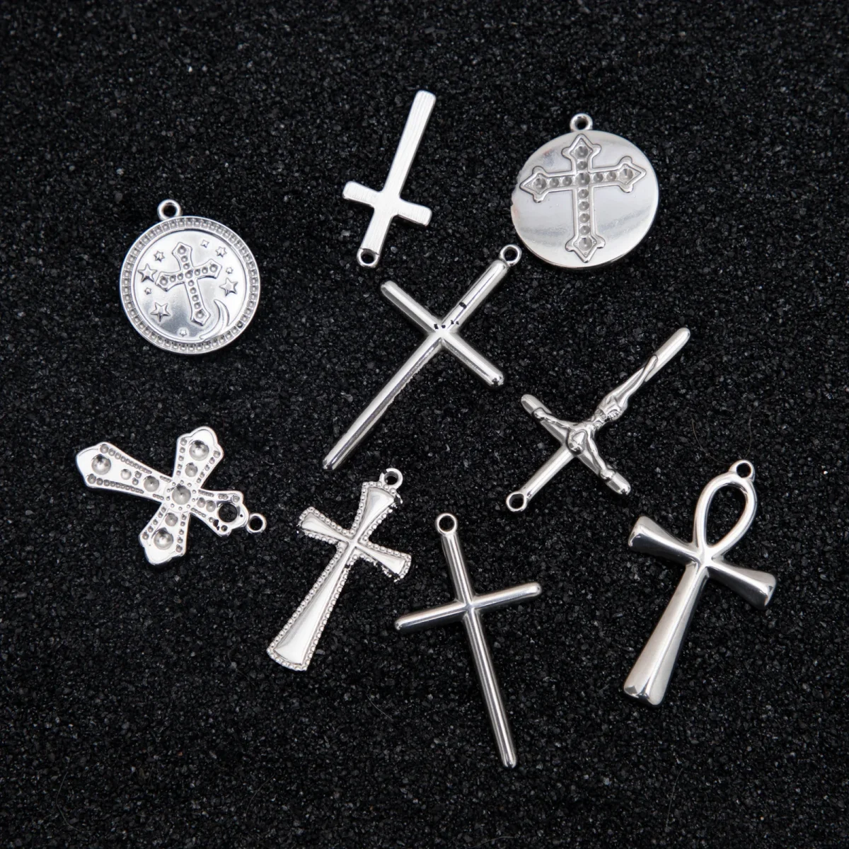 Wholesale Stainless Steel Celtic Knot Cross Pendant Necklace Gothic Vintage Jewelry Accessories Factory Direct - Image 2
