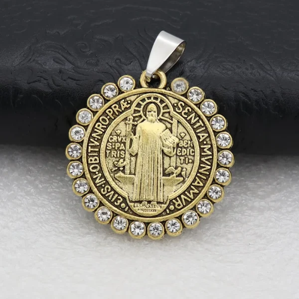 Catholic Saint Benedict Pendant Vintage Diamond-encrusted Metal Exorcism Fashion Jewelry Accessories Wholesale