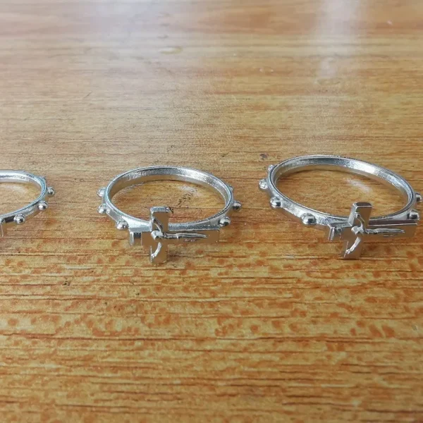 Wholesale Zinc Alloy Cross Rosary Ring Travel Prayer Ring Catholic Religious Jewelry Accessories Unisex