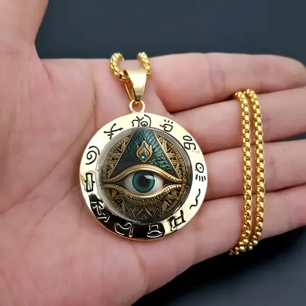 Wholesale Ancient Egyptian Eye of Horus Round Glass Pendant Necklace Vintage Style Jewelry Accessories