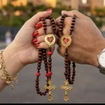 Catholic Rosary Pair Wooden Bead Prayer Necklaces Heart Pendant Crucifix Jewelry for Couples
