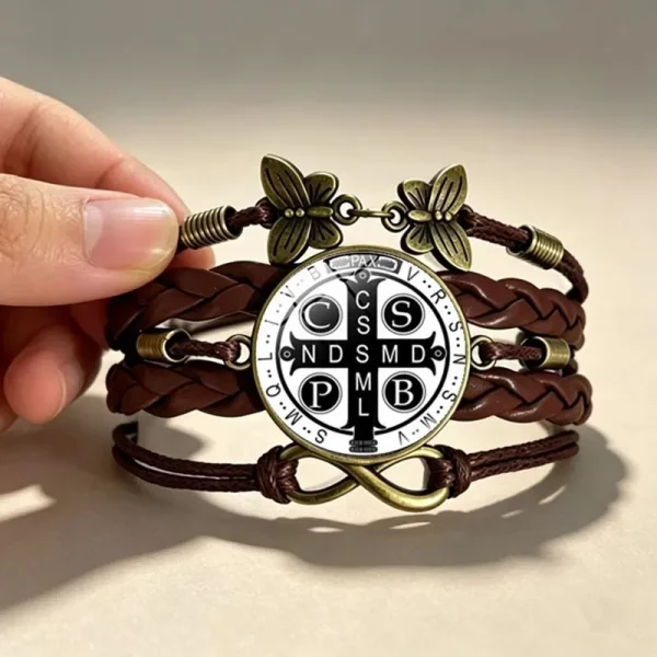 Wholesale St Benedict Medal Leather Wrap Bracelet Vintage Punk Multi Layer Braided Cord Jewelry Men Women