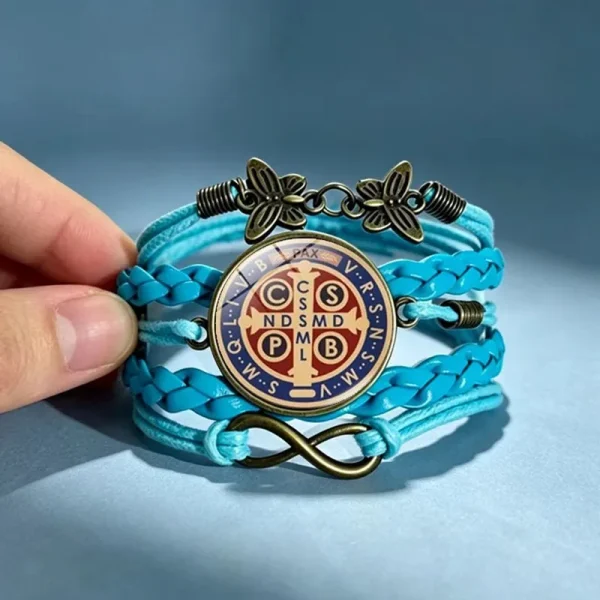 Wholesale St Benedict Medal Leather Wrap Bracelet Vintage Punk Multi Layer Braided Cord Jewelry Men Women