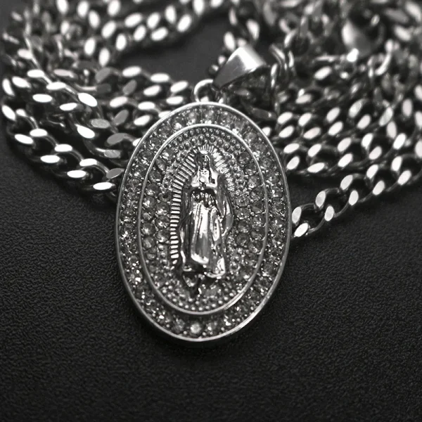 Wholesale Stainless Steel 18K Gold Plated Religious Maria Pendant Necklace Jewelry Accessories Unisex