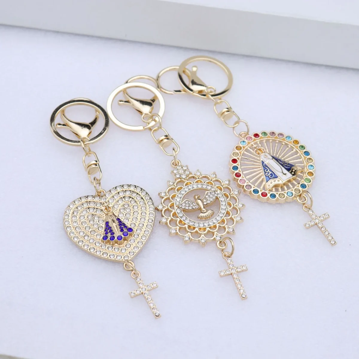 Wholesale Zinc Alloy Vintage Embossed Rose Gold Keychain Charm Keychain Key Ring Accessories Gift - Image 3