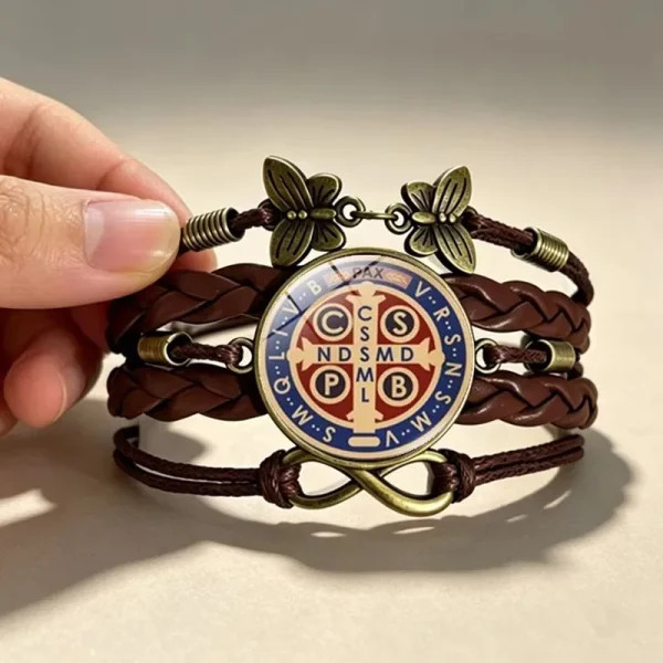 Wholesale St Benedict Medal Leather Wrap Bracelet Vintage Punk Multi Layer Braided Cord Jewelry Men Women